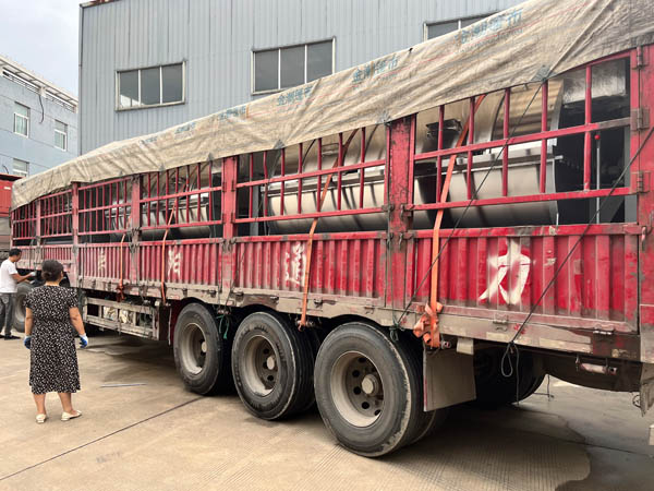 海鑫專注品質(zhì)，一批400公斤工業(yè)洗衣機(jī)火熱發(fā)貨中